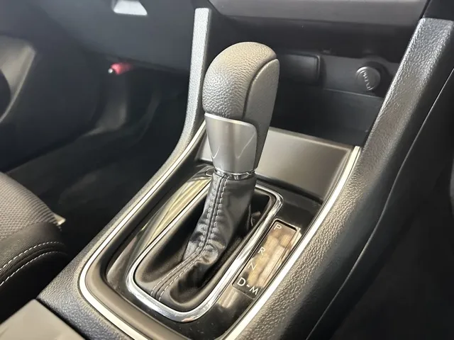 レヴォーグ(スバル)1.6GT-Sアイサイト中古車 21