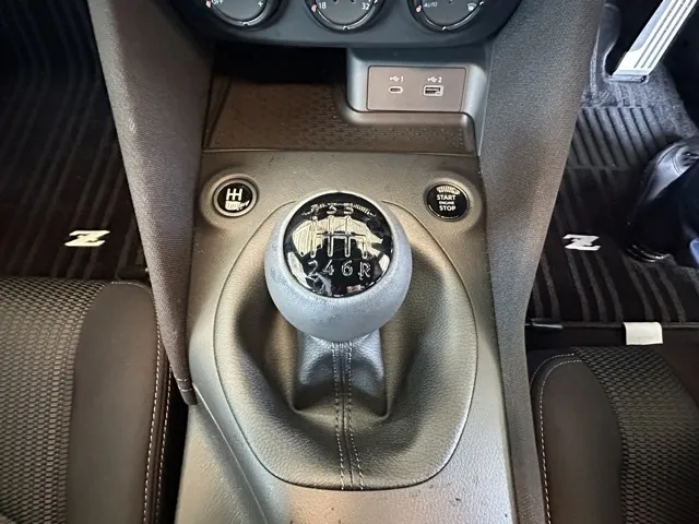 フェアレディZ(ニッサン)ベースグレード 6MT中古車 14