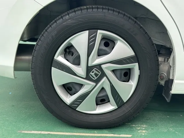 フリード(ホンダ)ハイブリッドG中古車 13