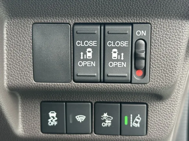 フリード(ホンダ)ハイブリッドG中古車 16