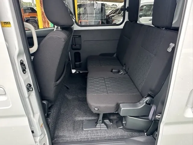 アトレー(ダイハツ)RS届出済未使用車 4