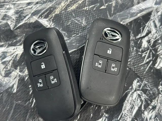 タント(ダイハツ)ファンクロス届出済未使用車 24