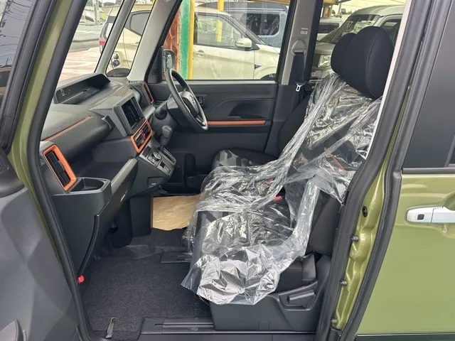 タント(ダイハツ)ファンクロス届出済未使用車 3