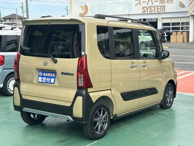 タント(ダイハツ)ファンクロス届出済未使用車 12