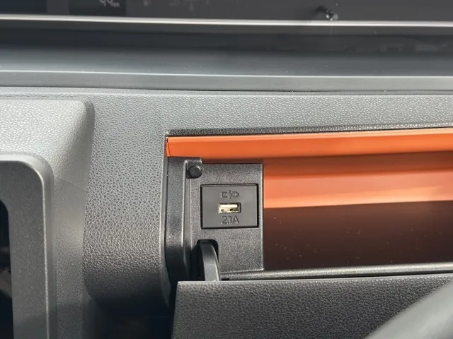 タント(ダイハツ)ファンクロス届出済未使用車 24