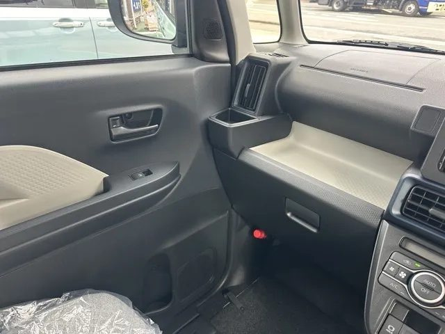 タント(ダイハツ)X届出済未使用車 19