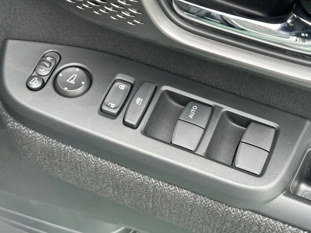 N-BOX(ホンダ)N-BOXカスタム 両側PSD届出済未使用車 14