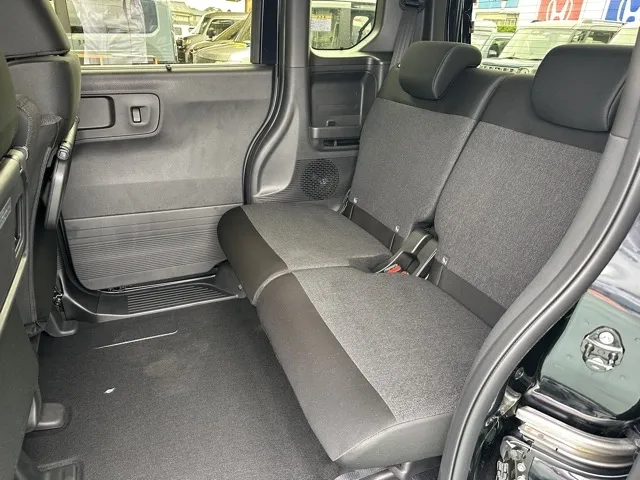 N-BOX(ホンダ)N-BOXカスタム 両側PSD届出済未使用車 4