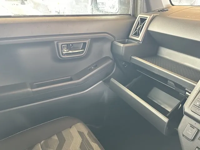 タフト(ダイハツ)G ダーククロムベンチャー届出済未使用車 19