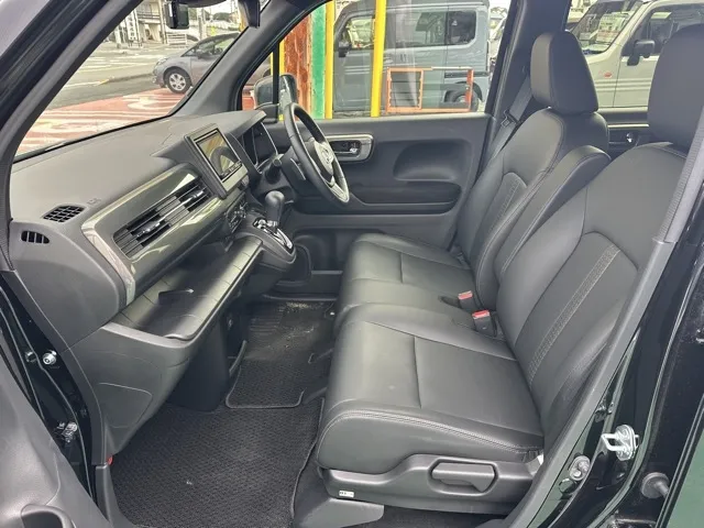 N-WGN(ホンダ)カスタムLターボ ホンダセンシング中古車 3
