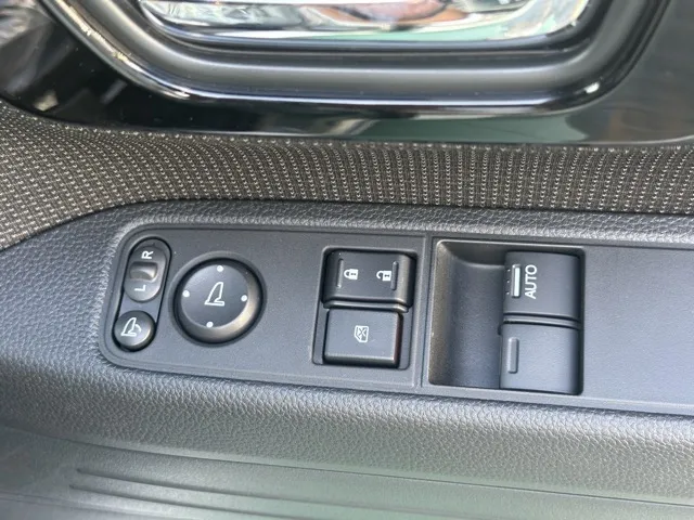 N-VAN(ホンダ)FUNターボ届出済未使用車 13