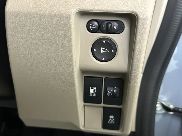 N-VAN(ホンダ)e FUN届出済未使用車 13