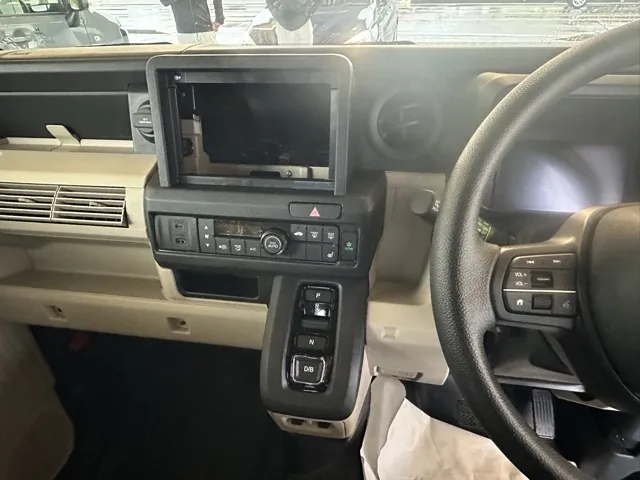 N-VAN(ホンダ)e FUN届出済未使用車 15