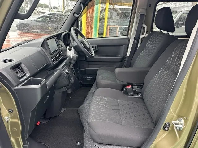 アトレー(ダイハツ)デッキバン届出済未使用車 3