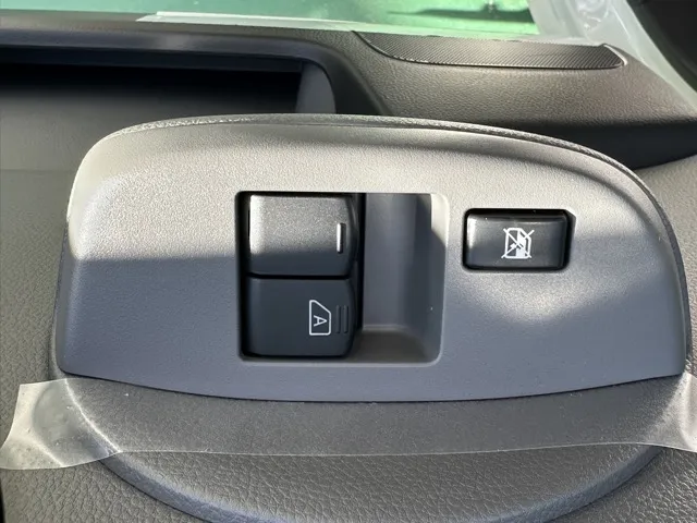 バネット(ニッサン)16X-3R 寒冷地仕様 7人乗り登録済未使用車 13