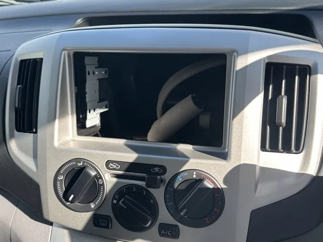 バネット(ニッサン)16X-3R 寒冷地仕様 7人乗り登録済未使用車 19