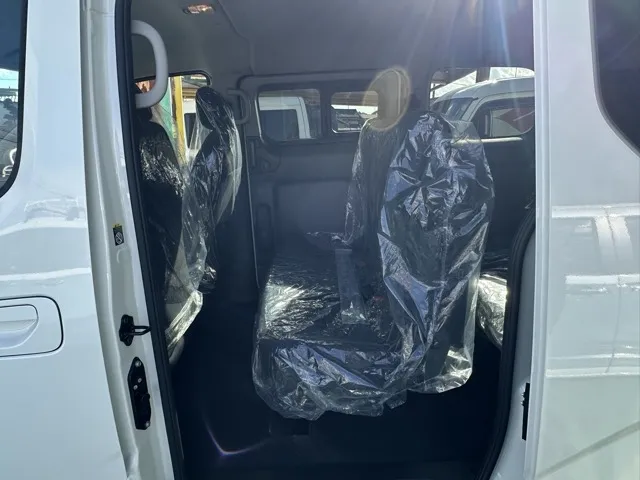 バネット(ニッサン)16X-3R 寒冷地仕様 7人乗り登録済未使用車 4