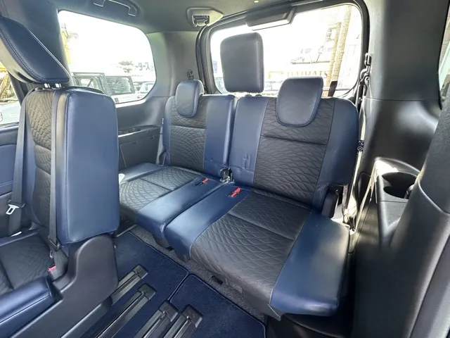 セレナ(ニッサン)オーテック中古車 5
