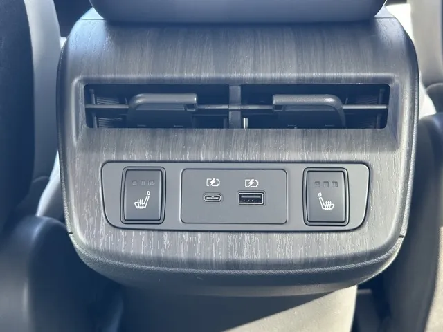 アリア(ニッサン)B6中古車 7