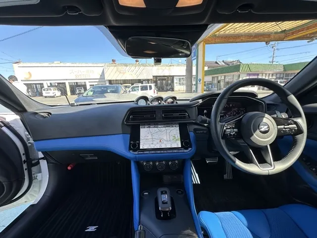 フェアレディZ(ニッサン)バージョンST AT中古車 4