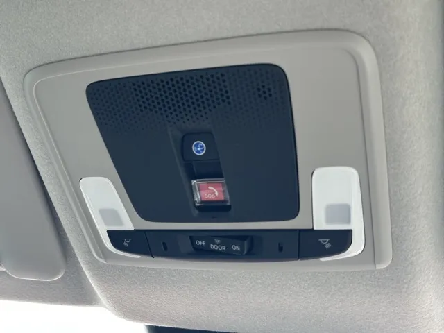 フリード(ホンダ)e：HEV エアー EX ６人乗登録済未使用車 28