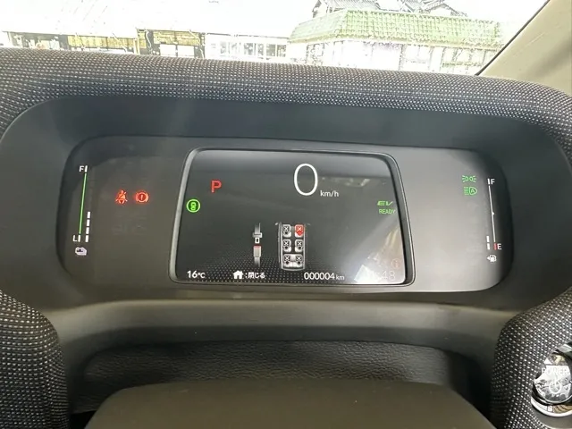 フリード(ホンダ)e：HEV エアー EX ６人乗登録済未使用車 23