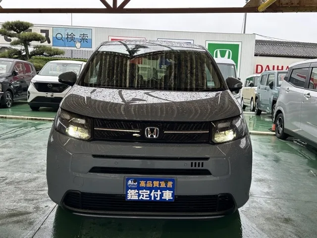 フリード(ホンダ)e：HEV エアー EX ６人乗登録済未使用車 25