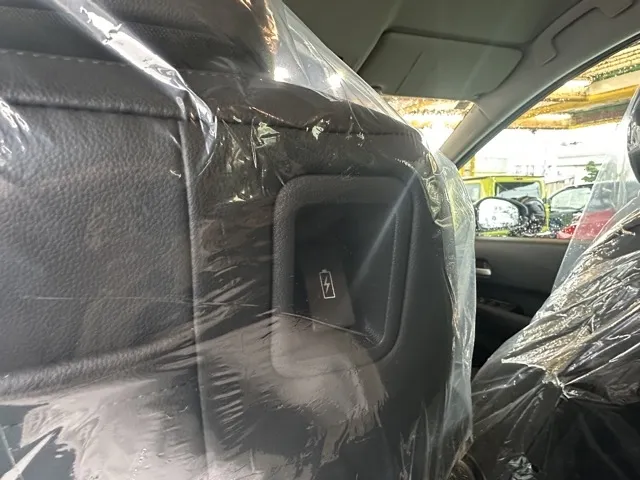 フリード(ホンダ)e：HEV エアー EX ６人乗登録済未使用車 8