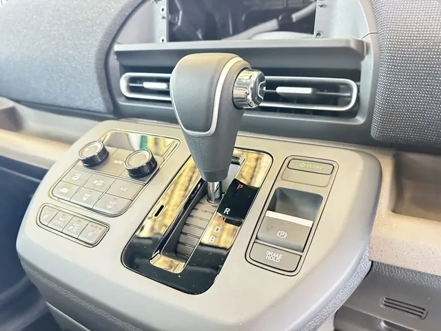 フリード(ホンダ)e：HEV エアー EX ６人乗登録済未使用車 20