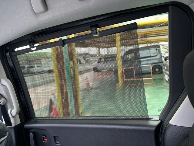 フリード(ホンダ)e：HEV エアー EX ６人乗登録済未使用車 8