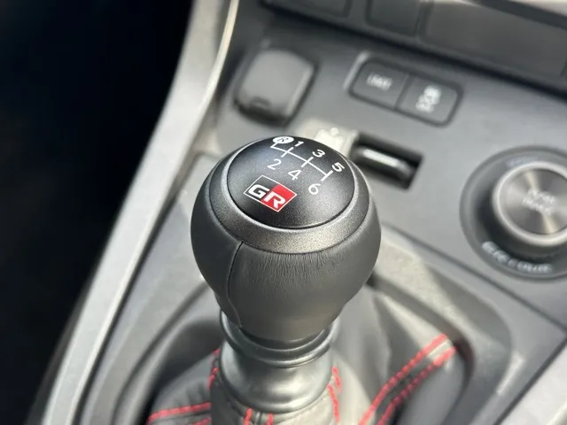 GRヤリス(トヨタ)RZ ハイパフォーマンス ４WD 6MT中古車 17