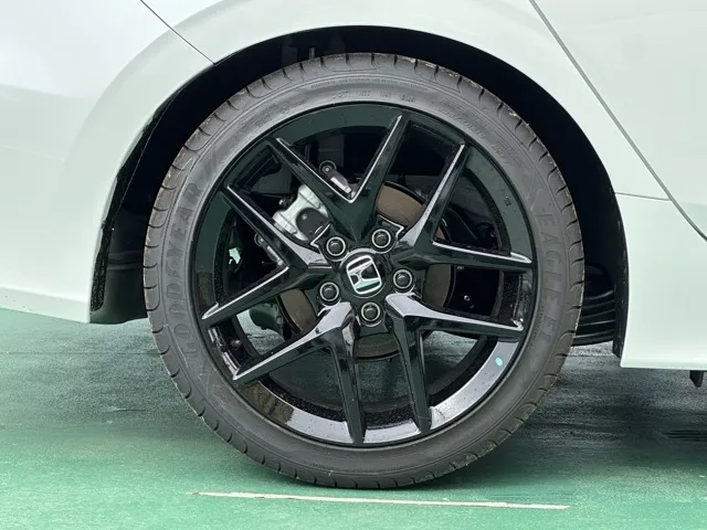 シビック(ホンダ)RS 6MT登録済未使用車 12