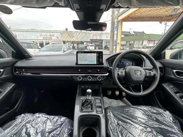 シビック(ホンダ)RS 6MT登録済未使用車 5