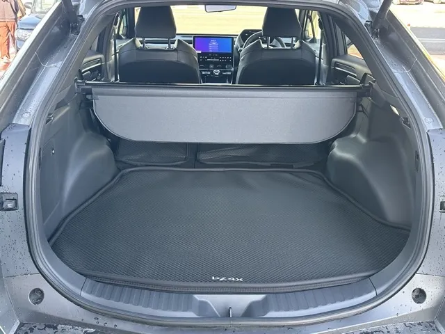 bZ4X(トヨタ)Z 4WD中古車 9