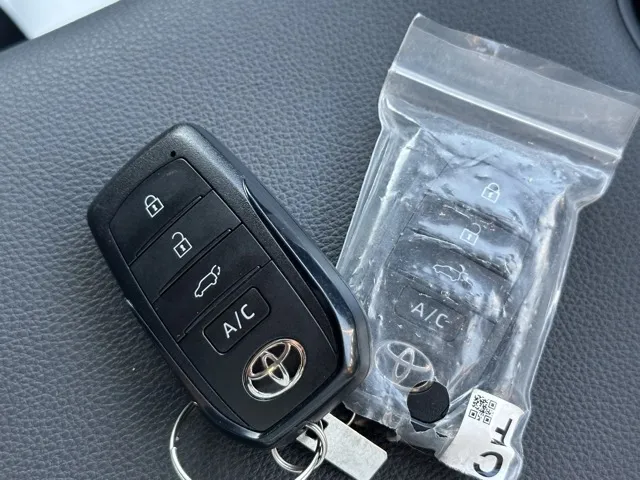 bZ4X(トヨタ)Z 4WD中古車 26