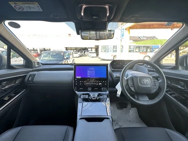 bZ4X(トヨタ)Z 4WD中古車 5