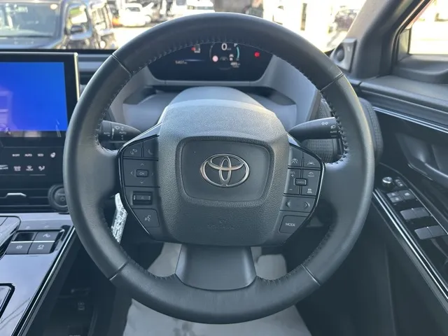 bZ4X(トヨタ)Z 4WD中古車 6