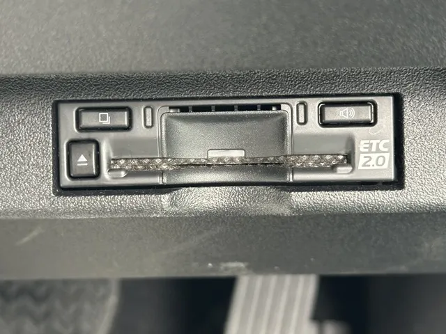 bZ4X(トヨタ)Z 4WD中古車 15