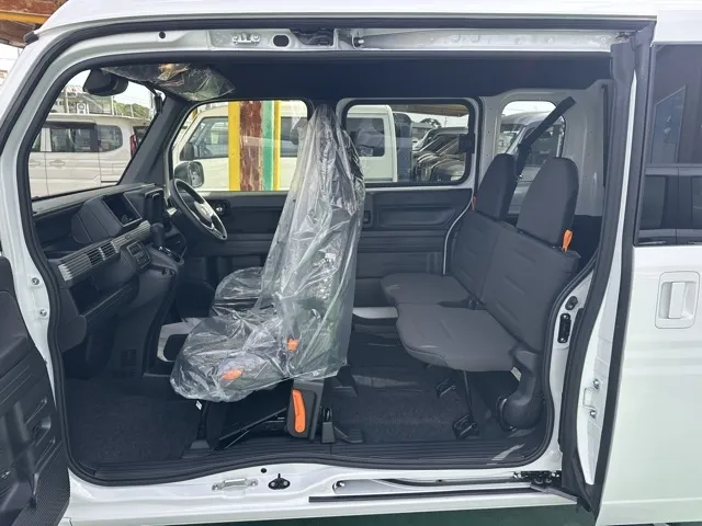 N-VAN(ホンダ)FUN 届出済未使用車 4