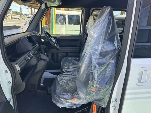 N-VAN(ホンダ)FUN 届出済未使用車 4