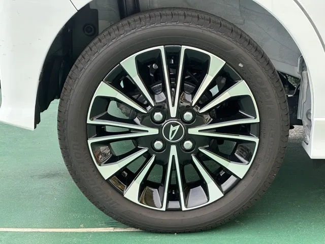 タント(ダイハツ)RS届出済未使用車 13