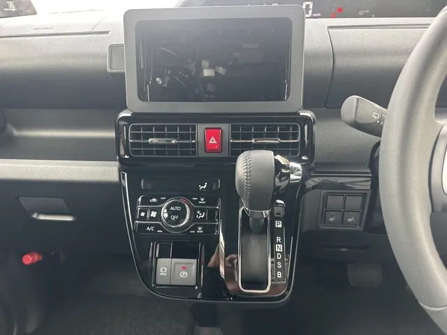 タント(ダイハツ)RS届出済未使用車 17