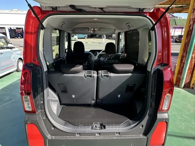 タント(ダイハツ)ファンクロス 9インチDオーディオ中古車 10