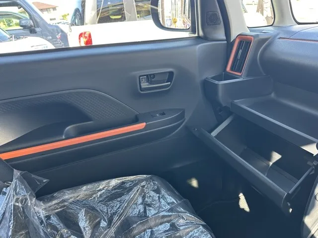 タント(ダイハツ)ファンクロス 9インチDオーディオ中古車 25