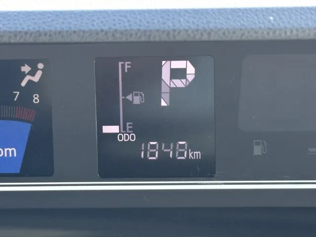 タント(ダイハツ)ファンクロス 9インチDオーディオ中古車 27