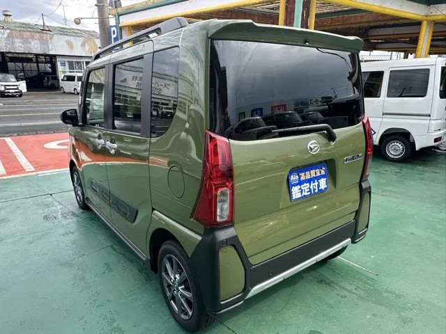 タント(ダイハツ)ファンクロス届出済未使用車 2