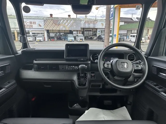 N-BOX(ホンダ)N-BOXカスタム コーディネートスタイル届出済未使用車 5