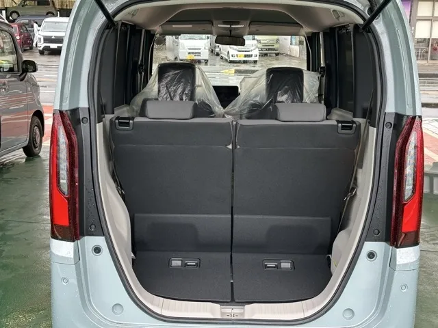 N-BOX(ホンダ)N-BOX ファッションスタイル コンフォートＰ届出済未使用車 10