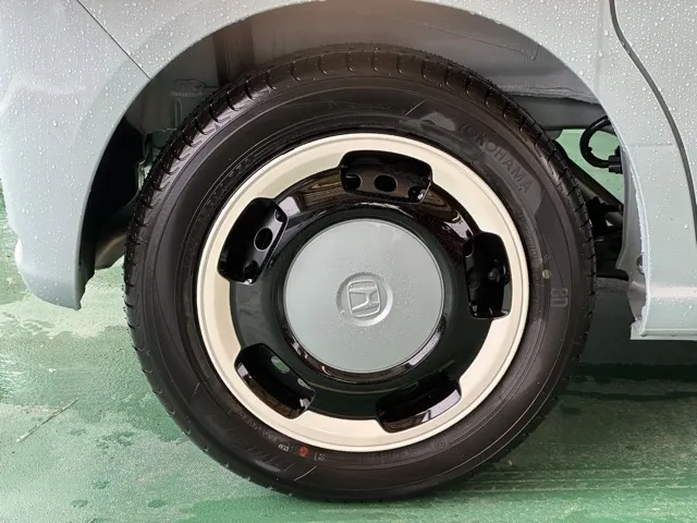 N-BOX(ホンダ)N-BOX ファッションスタイル コンフォートＰ届出済未使用車 13