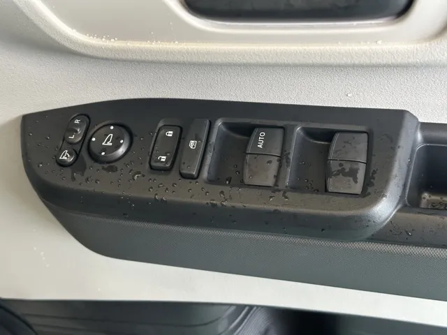 N-BOX(ホンダ)N-BOX ファッションスタイル コンフォートＰ届出済未使用車 14